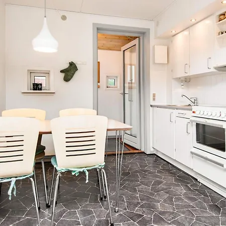 Apartamento 4 Person In R M Sønderby