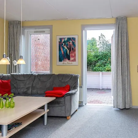 4 Person In R M Apartamento